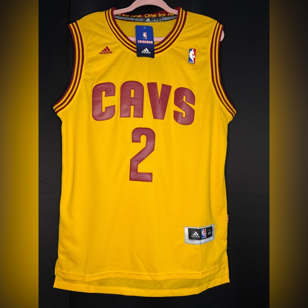 Men’s Adidas NBA Cleveland Cavaliers Kyrie Irving #2 Jersey Sz M - Yellow